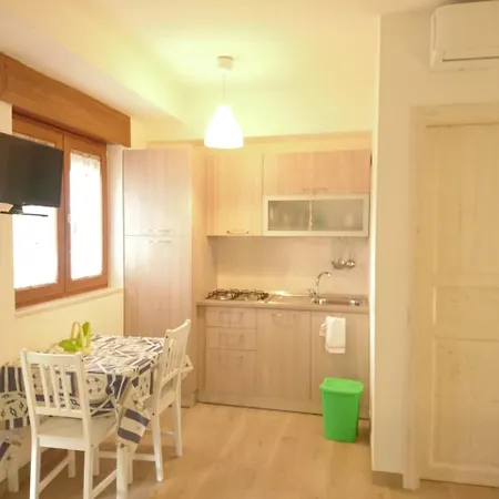 农家乐 La Duchessa E Il Contadino *