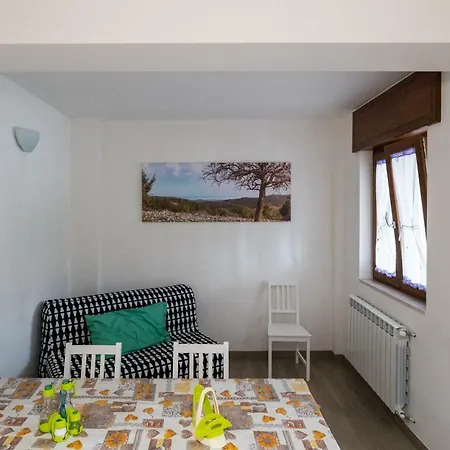 La Duchessa E Il Contadino 维耶斯泰