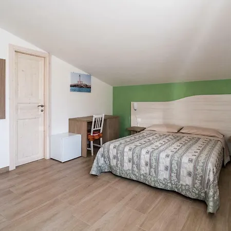 La Duchessa E Il Contadino * Vieste