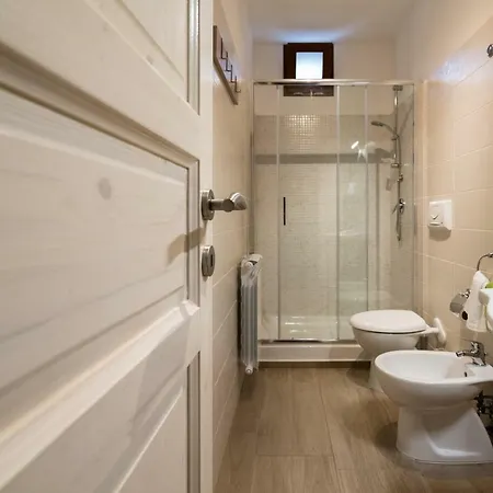 La Duchessa E Il Contadino * 维耶斯泰