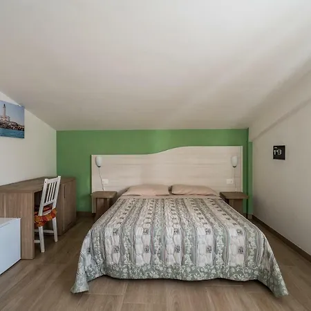 La Duchessa E Il Contadino * Vieste