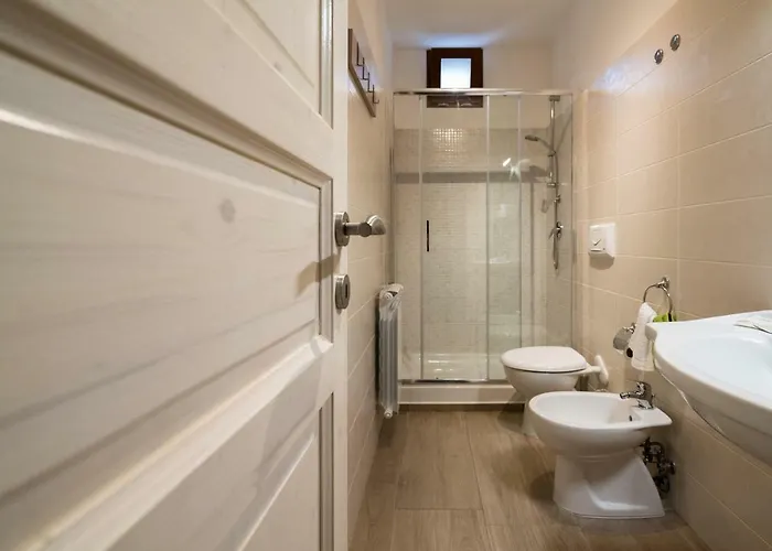 La Duchessa E Il Contadino * Vieste