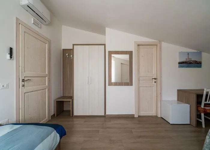 La Duchessa E Il Contadino * Vieste